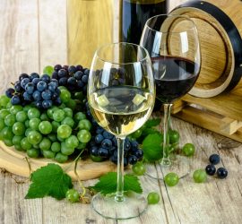 vin blanc et vin rouge naturels